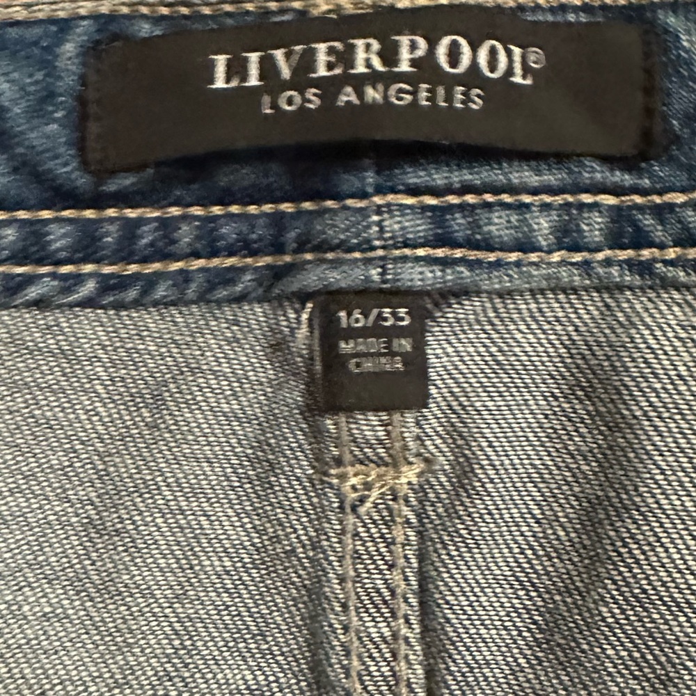 NWT Liverpool Los Angeles Women's Norma Jean Mid-Rise Relaxed Roller - Picture 9 of 15